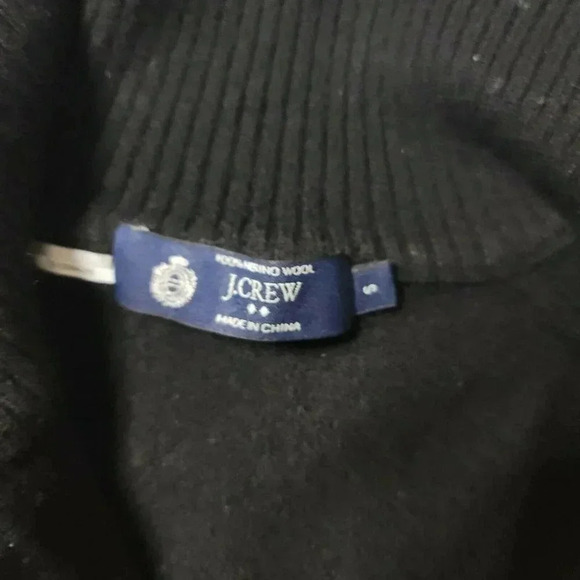 J. Crew Merino Wool size S Sweater Long Sleeve Black Cropped Pullover women's - Picture 6 of 9